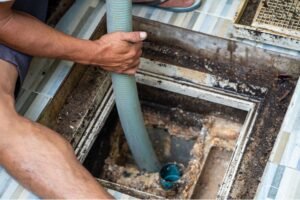 septic tank cleaning